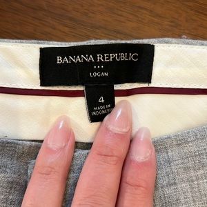 Banana republic – Logan – size 4 – dress pants